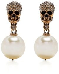 Alexander McQueen - Orecchini Pearl Skull in Oro Anticato - Lyst