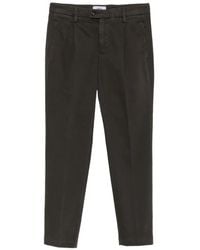 VELA SHOP - Pleated Straight-Leg Trousers - Lyst