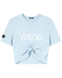 Versace - T-shirt crop en coton à logo imprimé - Lyst