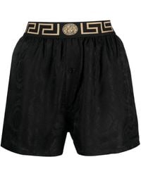 Versace - Pantalones cortos de pijama con detalle Greca - Lyst