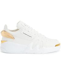 Giuseppe Zanotti - Talon Hardware-Detail Low-Top Sneakers - Lyst