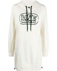 Love Moschino - Vestido con capucha y logo - Lyst