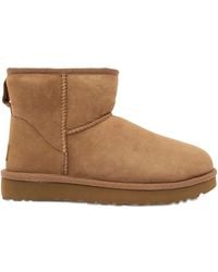 UGG - Logo-Patch Ankle Boots - Lyst