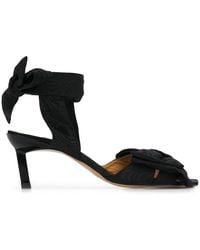 how do you clean vionic sandals