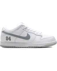 Nike - Sb Dunk Low "Supreme" Sneakers - Lyst