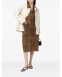6397 - Vestido midi con estampado de leopardo - Lyst