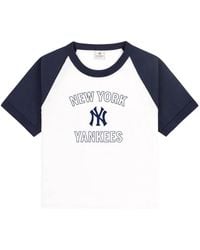 Sporty & Rich - Yankees Arch Raglan T-Shirt - Lyst