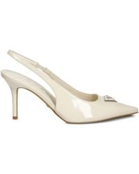 Guess - Pumps A Punta Con Cinturino Posteriore - Lyst
