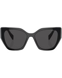 Prada - Occhiali Da Sole Cat-Eye Con Placca Logo - Lyst