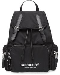 Burberry The Medium Rucksack In Logo Print Econyl® - Black