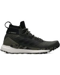 adidas - Gore-Tex Free Hiker "Raw Khaki Core St Desert Sand" Sneakers - Lyst