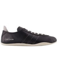 Y-3 - Sleek Sneakers - Lyst