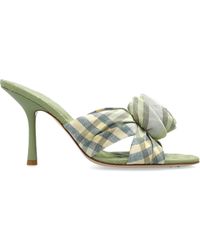 サンダル・ミュール Burberry Embroidered Fabric Mews Mules Burberry Embroidered Fabric Mews Mules in Metallic | Lyst