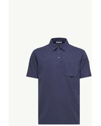 Moncler - Polo Coton Piqué Bleu Ardoise Lavé Poche Poitrine Logo Métal - Lyst