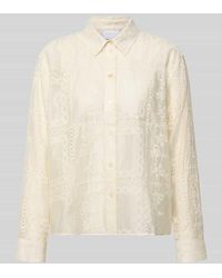 Jake*s - Regular Fit Bluse mit Lochstickerei - Lyst