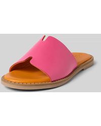 Tamaris - Slides aus Leder mit strukturierter Sohle - Lyst