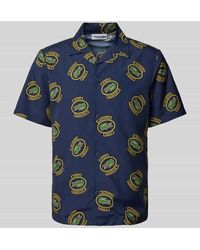 Lacoste - Regular Fit Freizeithemd mit Allover-Label-Print - Lyst