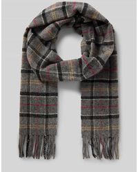 Barbour - Schal aus Lammwolle mit Fransenabschluss - Lyst