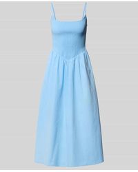 Forever New - Abendkleid mit Rundhalsausschnitt Modell 'Dylan' - Lyst