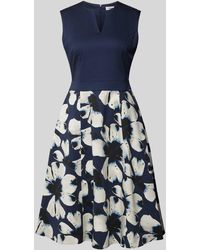 S.oliver - Knielanges Kleid mit floralem Muster - Lyst