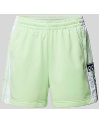 adidas Originals - Regular Fit Shorts mit Label-Stitching Modell 'ADIBREAK' - Lyst