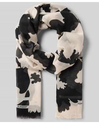Comma, - Schal mit Fransen im Allover-Look - Lyst