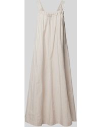 Vero Moda - Knielanges Kleid mit Streifenmuster Modell 'GILI' - Lyst