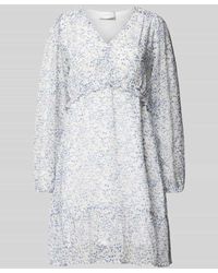 Neo Noir - Knielanges Kleid mit V-Ausschnitt Modell 'Bethie' - Lyst