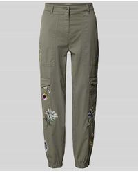 Cambio - Tapered Fit Cargohose mit floralem Stitching Modell 'CARO' - Lyst