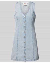 Levi's - Jeanskleid mit durchgehender Knopfleiste Modell 'THORA' - Lyst