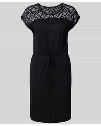 ONLY - Tailliertes Knielanges Kleid Mit Spitze Modell 'Sindy Life' - Lyst