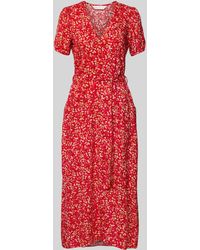 Apricot - Midikleid aus Viskose mit Knopfleiste und Bindegürtel - Lyst