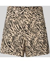 Pieces - High Waist Shorts aus Viskose mit Animal-Print Modell 'NYA' - Lyst