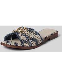 Guess - Slippers Met Labeldetail - Lyst