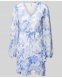 ONLY - Tailliertes Chiffonkleid mit Allover-Muster Modell 'MIRIAM' - Lyst