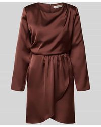 Rinascimento - Knielanges Cocktailkleid mit Rundhalsausschnitt - Lyst