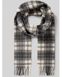 Barbour - Schal aus Lammwolle mit Fransenabschluss - Lyst