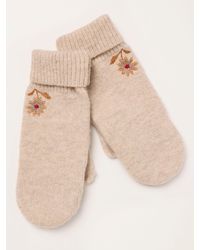 FatFace - Fatface Oatmeal Floral Embroidered Overflap Mittens - Lyst