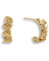 Alex Monroe - Women's Floral huggie Hoops With Itsy Bitsy Bee - Lyst