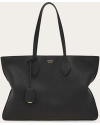 Ferragamo - Star-Shaped Tote Bag (L) - Lyst
