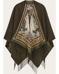 Ferragamo - Feline Print Cashmere And Silk Reversible Cape - Lyst