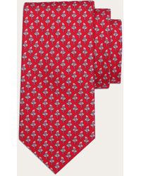 Ferragamo - Hommes Cravate En Soie Imprimé Shark Rouge - Lyst