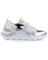 date sneakers
