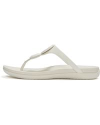 Fitflop - Solay Glossy-Disc Toe-Post Sandals - Lyst