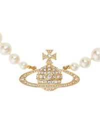 Vivienne Westwood - One Row Pearl Bas Relief Choker Necklace - Lyst