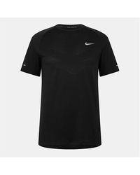 Nike - Stride Short Sleeve Performance T-Shirt - Lyst