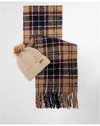 Barbour - Saltburn Beanie & Tartan Scarf Gift Set - Lyst
