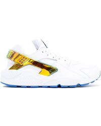 nike huarache undefeated