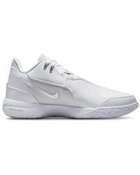 Nike - LeBron Chaussures - Lyst