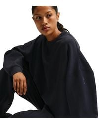 Nike - 24.7 Impossiblysoft Dri-Fit Oversized Crew Sweatshirts - Lyst